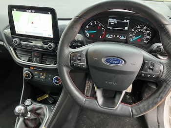 Used Ford Fiesta 2019 for sale - 77504152: Photo