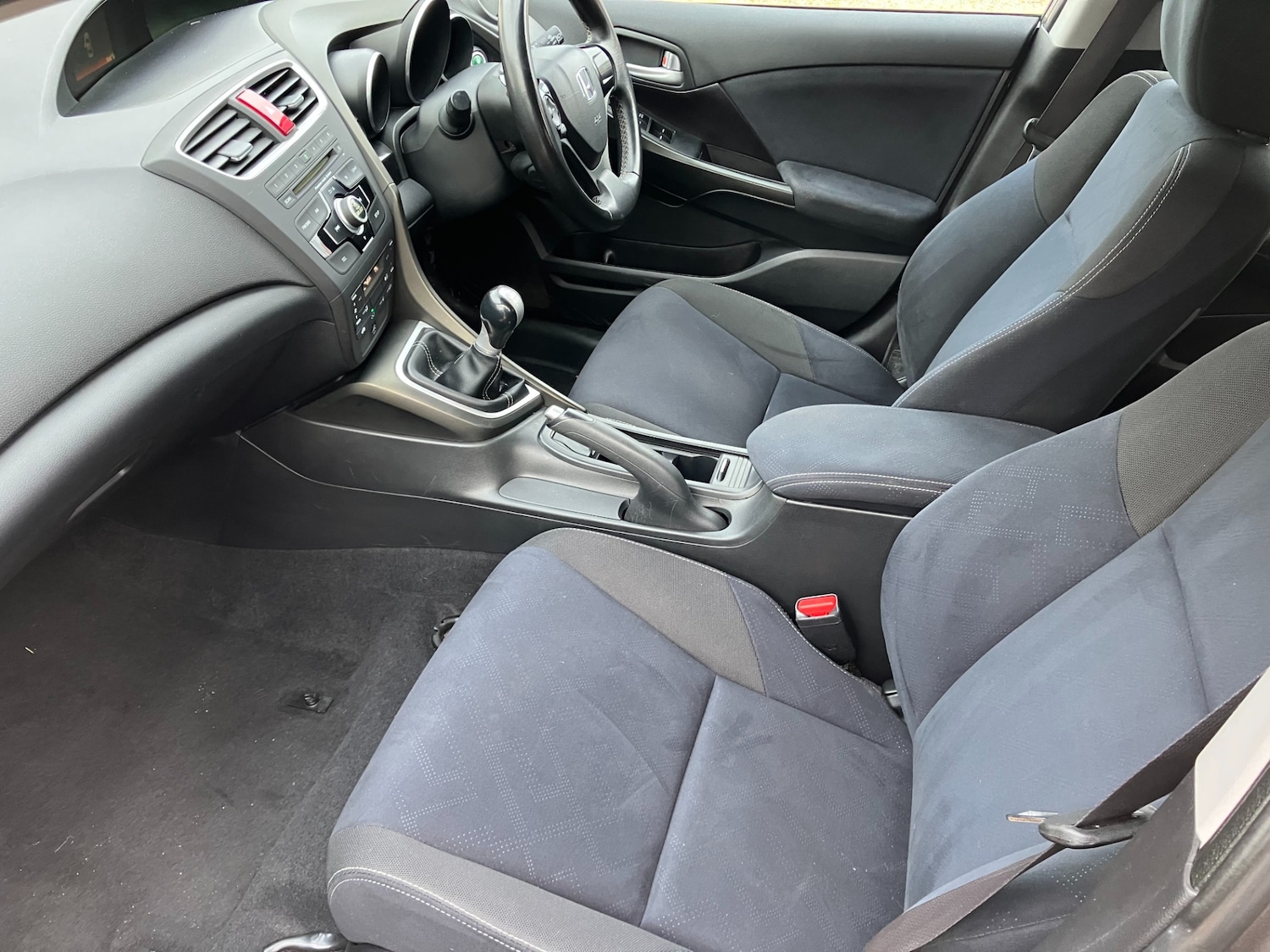 Used Honda Civic 2015 for sale - 77113178: Photo 4