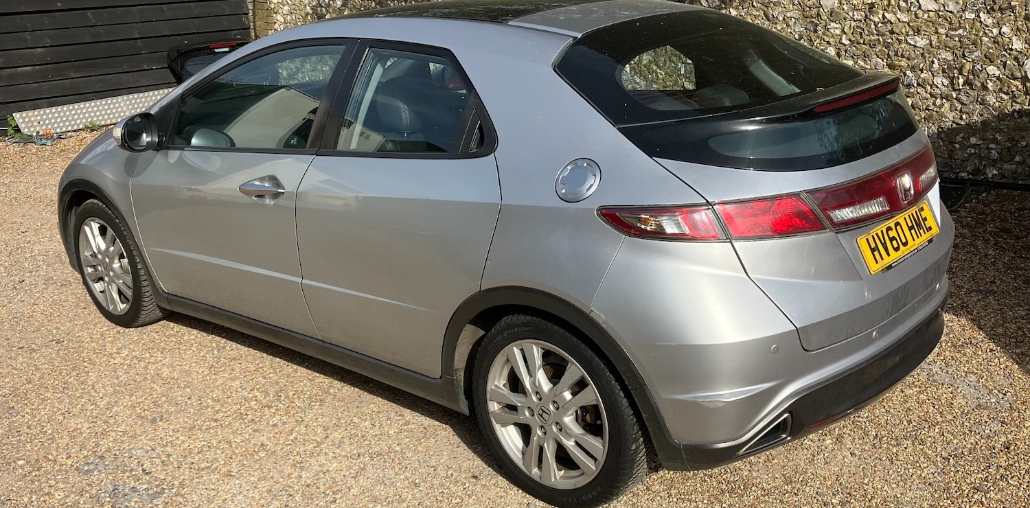 Used Honda Civic 2010 for sale - 78176237: Photo 6