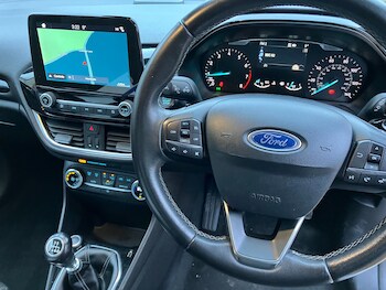 Used Ford Fiesta 2017 for sale - 77285785: Photo