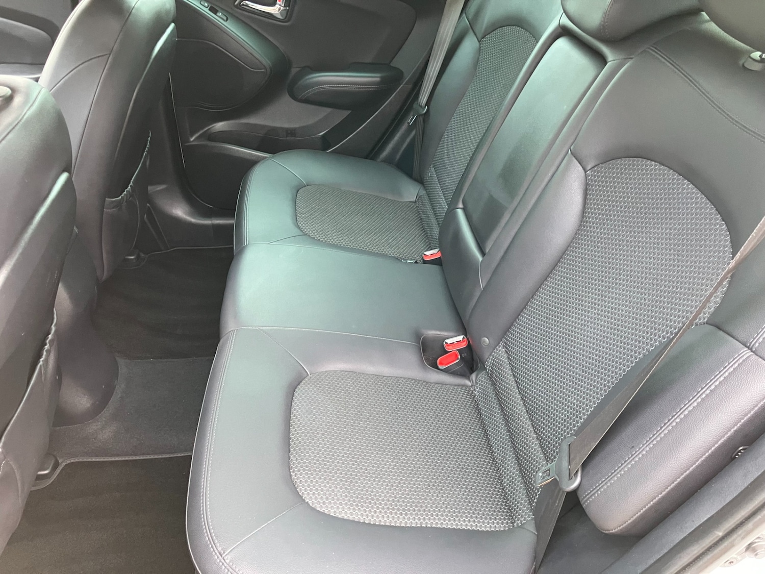 Used Hyundai Ix35 2012 for sale - 76452043: Photo 14