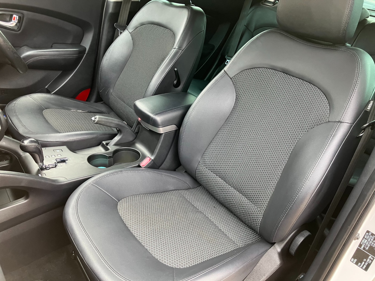 Used Hyundai Ix35 2012 for sale - 76452043: Photo 8