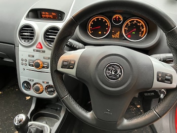 Used Vauxhall Corsa 2010 for sale - 77247876: Photo