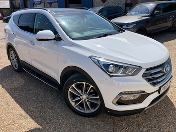 Used Hyundai Santa Fe 2016 for sale - 78701213: Photo