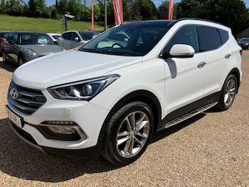 Used Hyundai Santa Fe 2016 for sale - 78701213: Photo