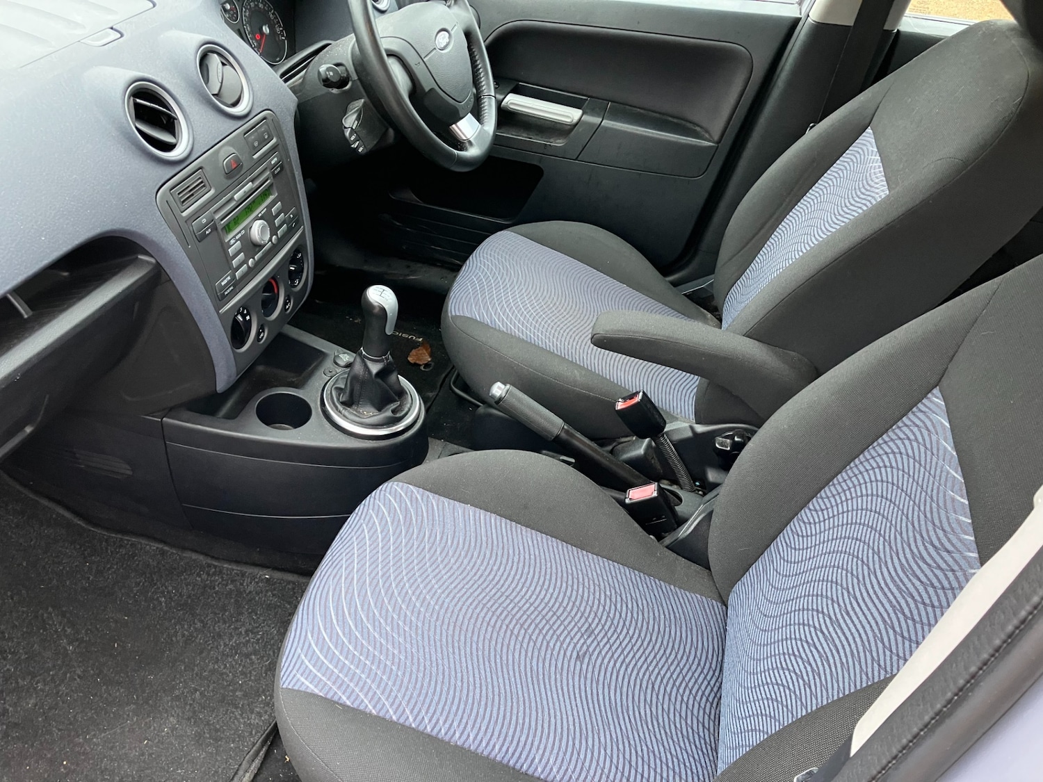 Used Ford Fusion 2011 for sale - 77460724: Photo 3