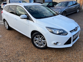 2013 (13) - 1.0 125 EcoBoost Titanium 5dr