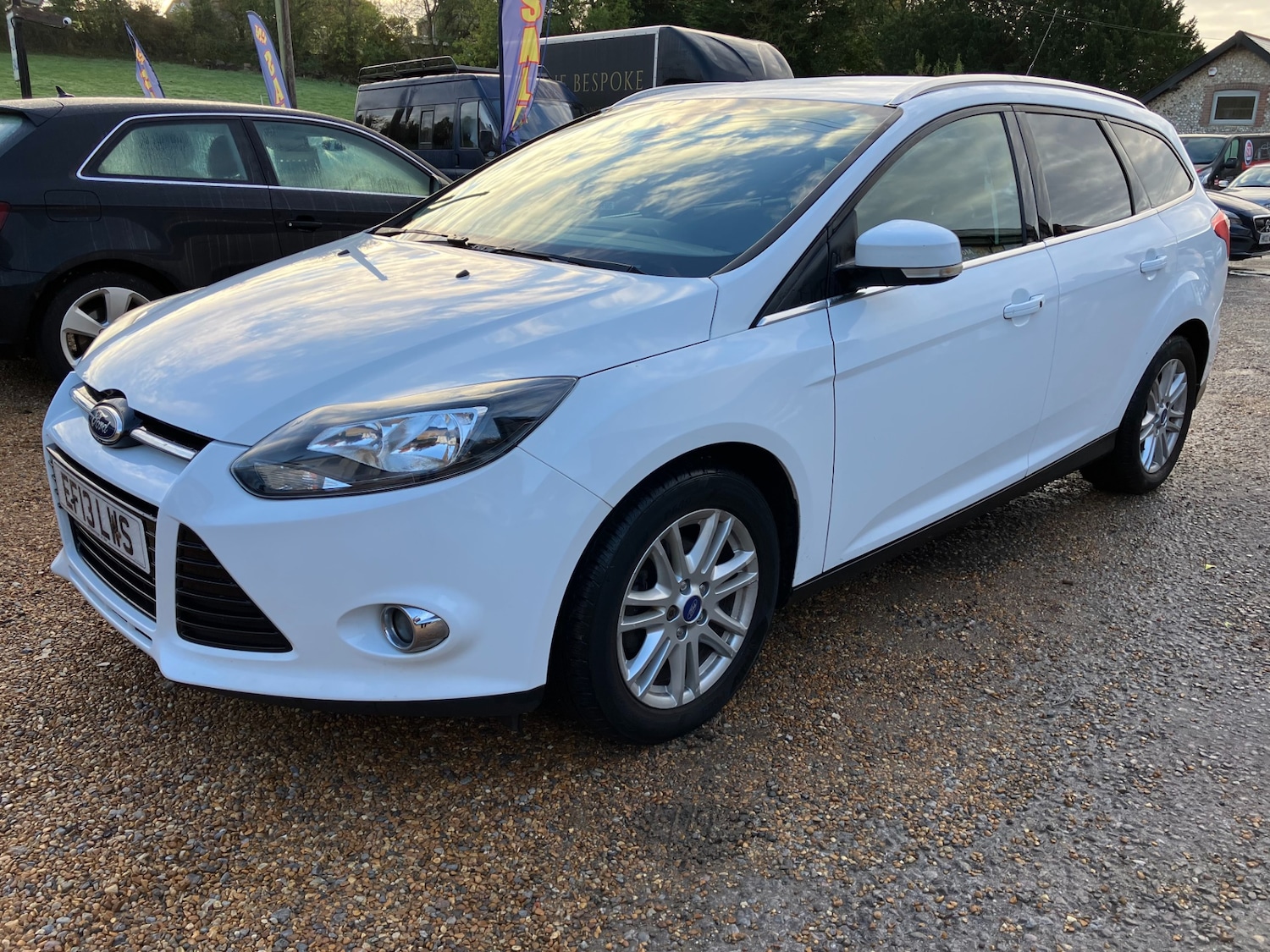 Used Ford Focus 2013 for sale - 76340127: Photo 2
