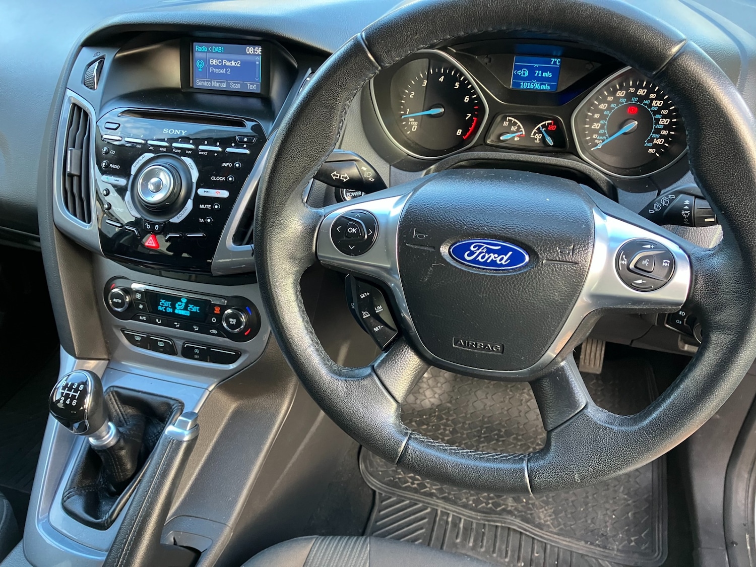 Used Ford Focus 2013 for sale - 76340127: Photo 3