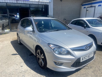 2012 - 1.6 CRDi Premium 5dr
