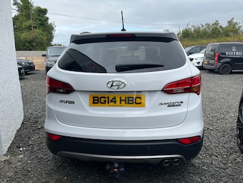 Used Hyundai Santa Fe 2014 for sale - 79269393: Photo
