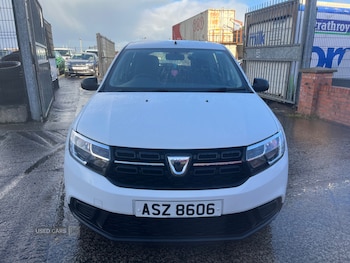 Used Dacia Sandero 2017 for sale - 76887624: Photo
