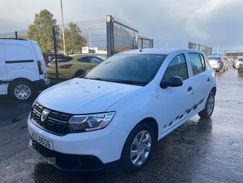 Used Dacia Sandero 2017 for sale - 76887624: Photo
