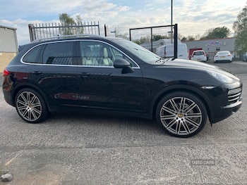 Used Porsche Cayenne 2014 for sale - 78472235: Photo
