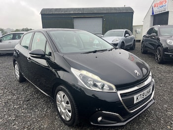 Used Peugeot 208 2019 for sale - 79426937: Photo