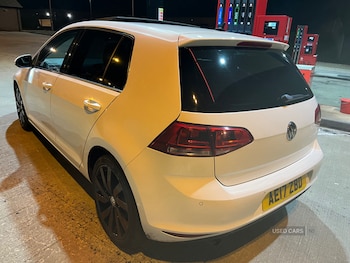 Used Volkswagen Golf 2017 for sale - 76513767: Photo