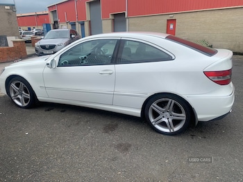 Used Mercedes-Benz CLC 2009 for sale - 75459880: Photo