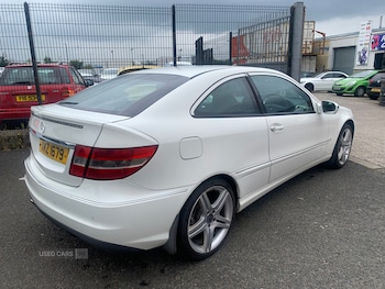 Used Mercedes-Benz CLC 2009 for sale - 75459880: Photo
