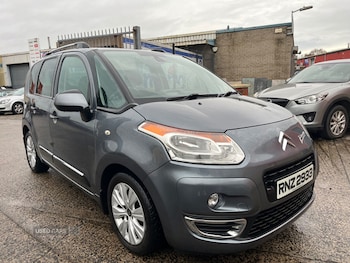 2012 - 1.6 HDi 8V Exclusive 5dr