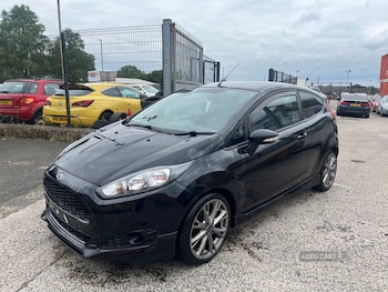 Used Ford Fiesta 2015 for sale - 75659209: Photo