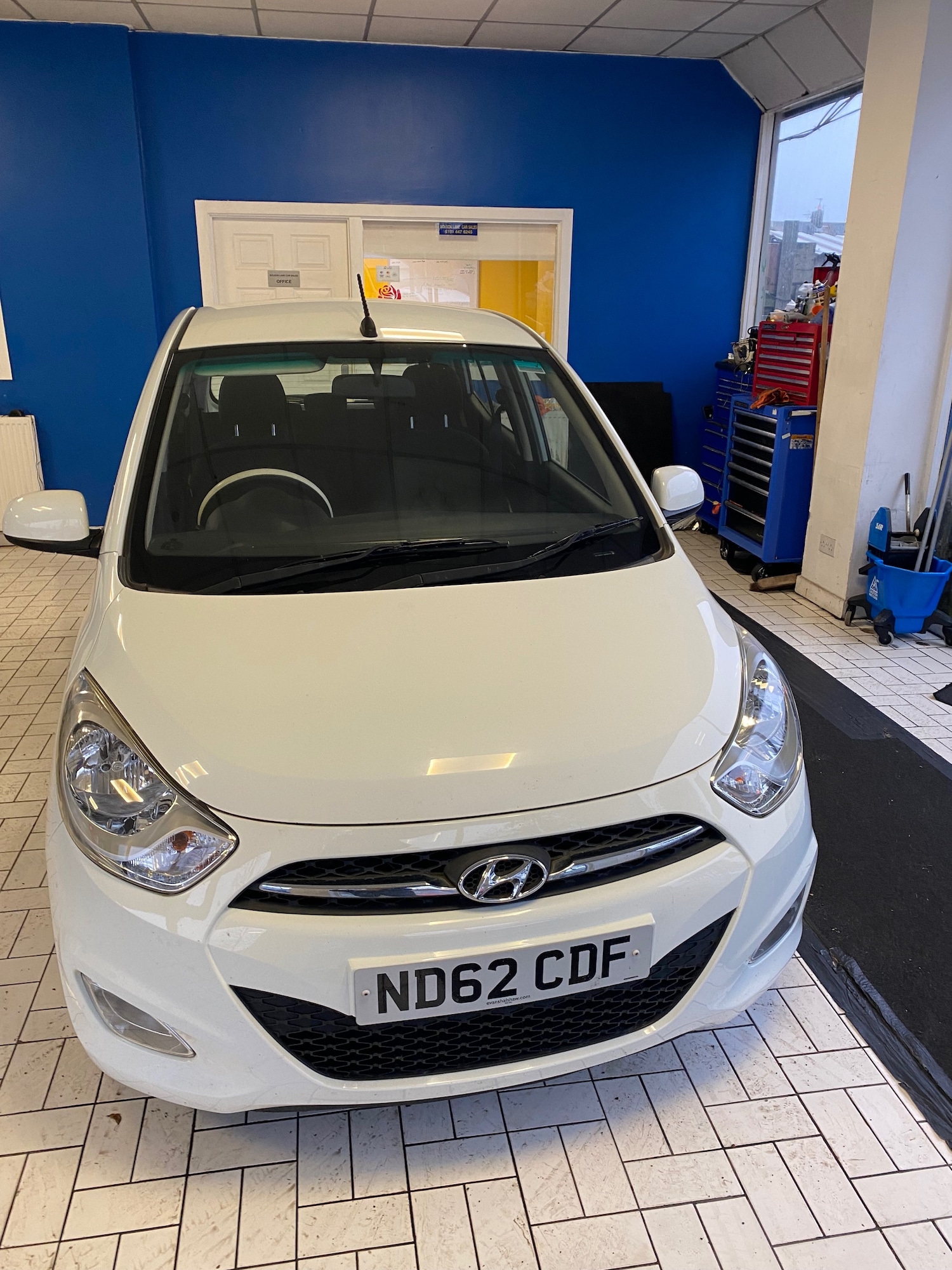 Used Hyundai i10 2012 for sale - 76735702: Photo 2