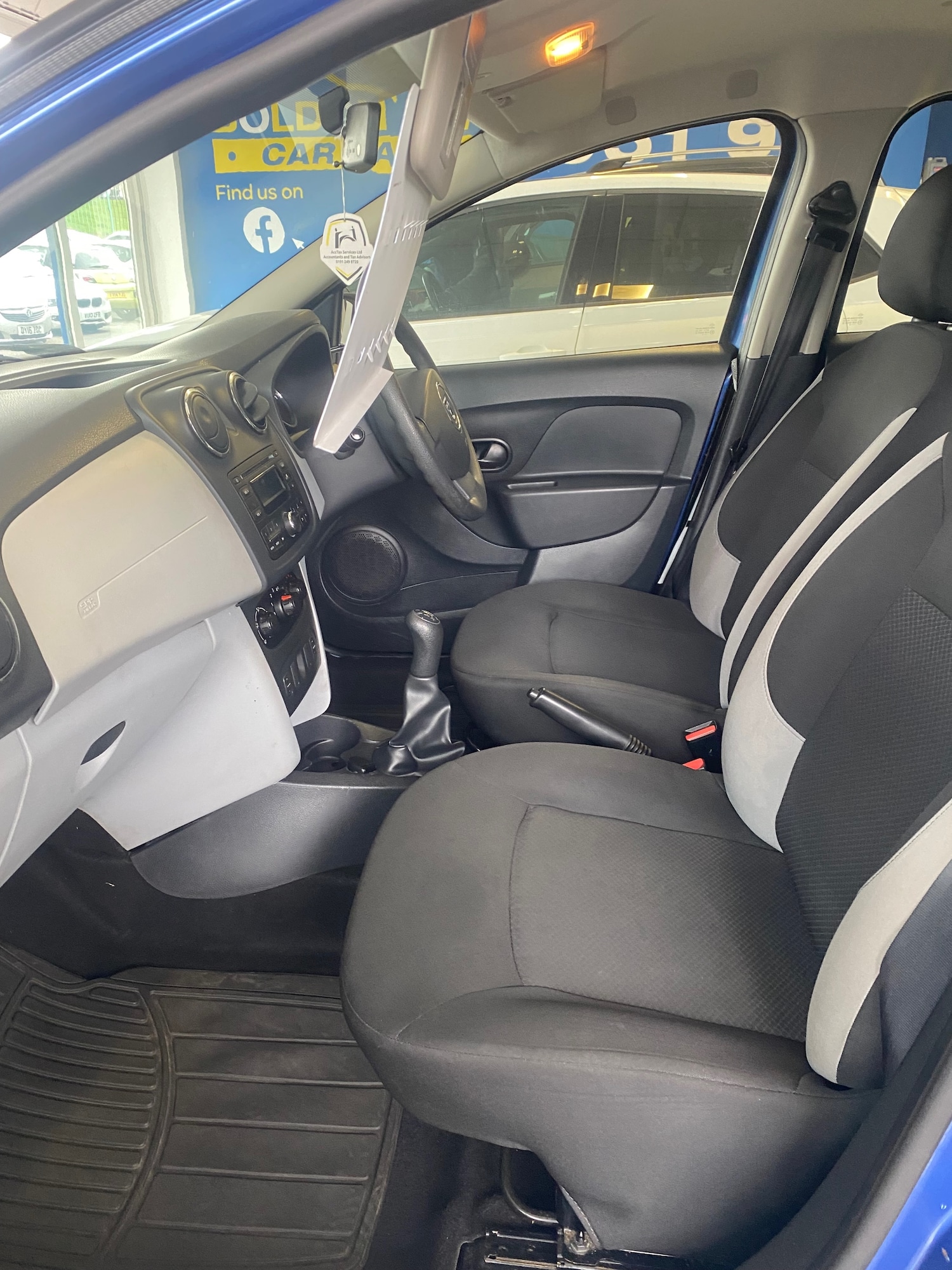 Used Dacia Sandero 2014 for sale - 77603483: Photo 8