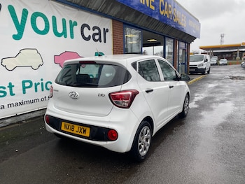 Used Hyundai i10 2018 for sale - 77528448: Photo