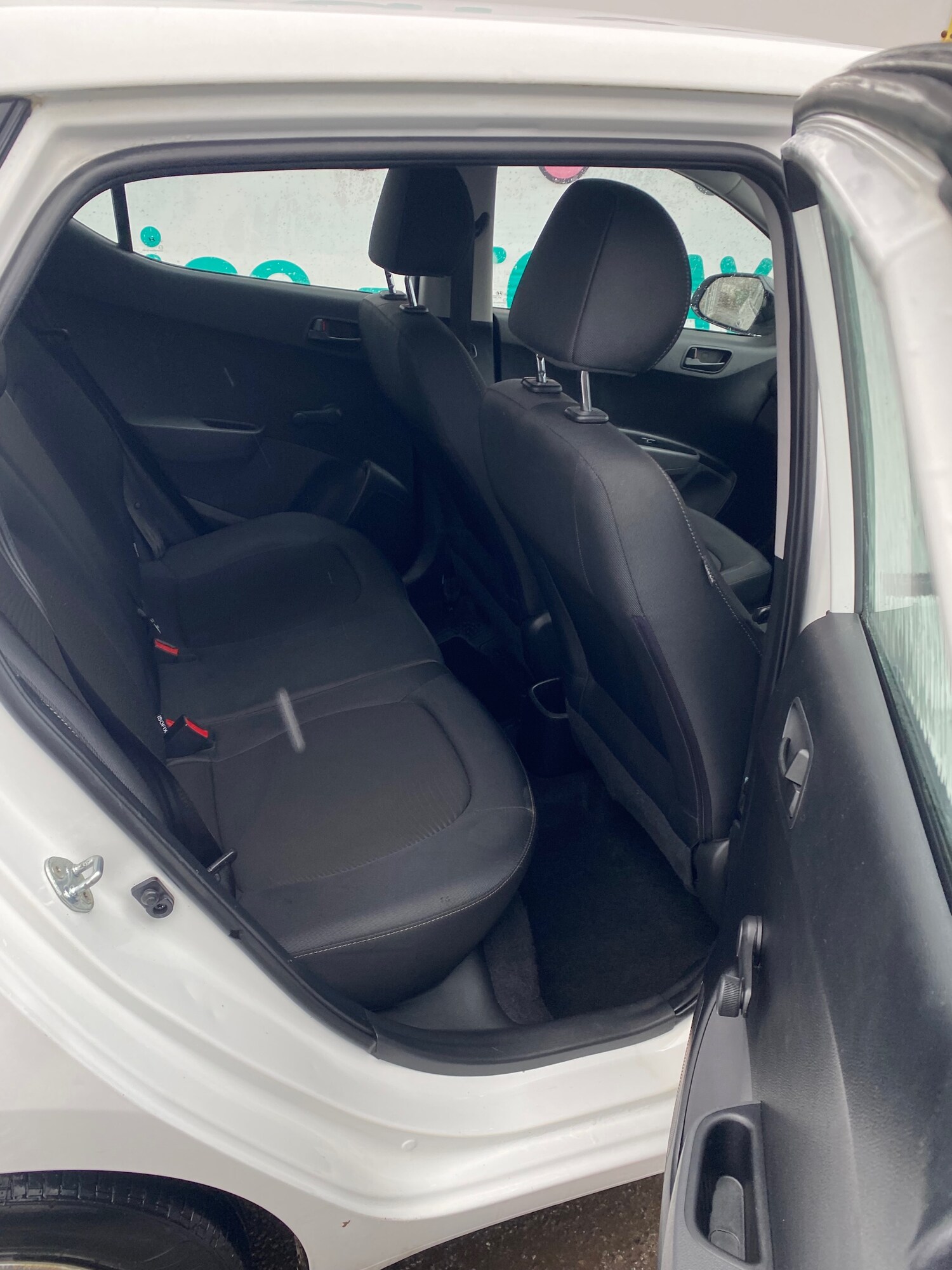 Used Hyundai i10 2018 for sale - 77528448: Photo 5