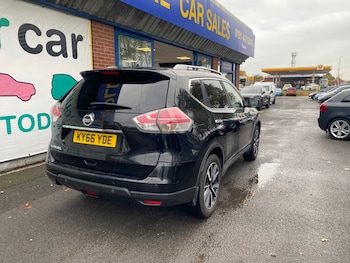 Used Nissan X-Trail 2016 for sale - 76332071: Photo