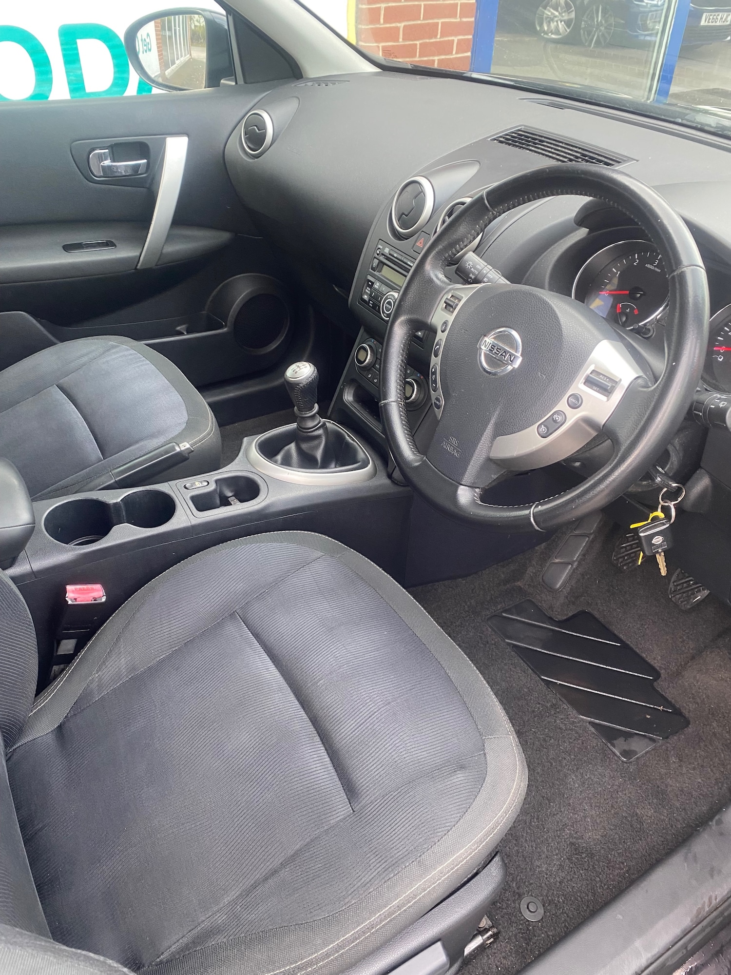 Used Nissan Qashqai 2010 for sale - 76232705: Photo 5