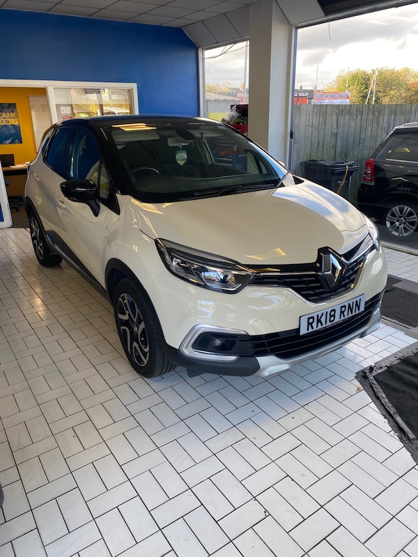 Used Renault Captur 2018 for sale - 76275192: Photo 1