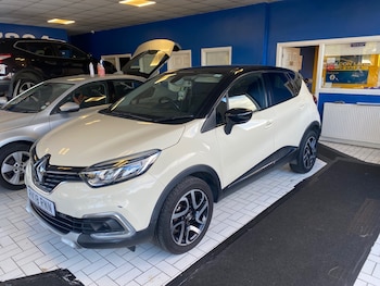 Used Renault Captur 2018 for sale - 76275192: Photo
