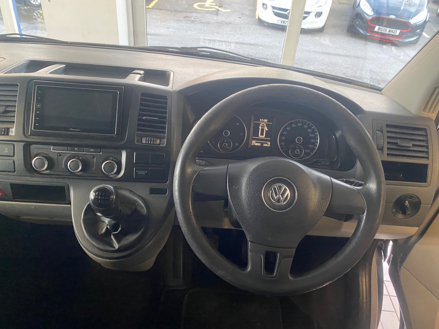 Used Volkswagen Transporter 2012 for sale - 77581436: Photo 6