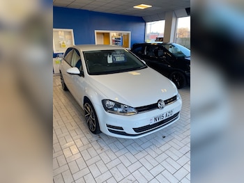 Used Volkswagen Golf 2015 for sale - 77003388: Photo