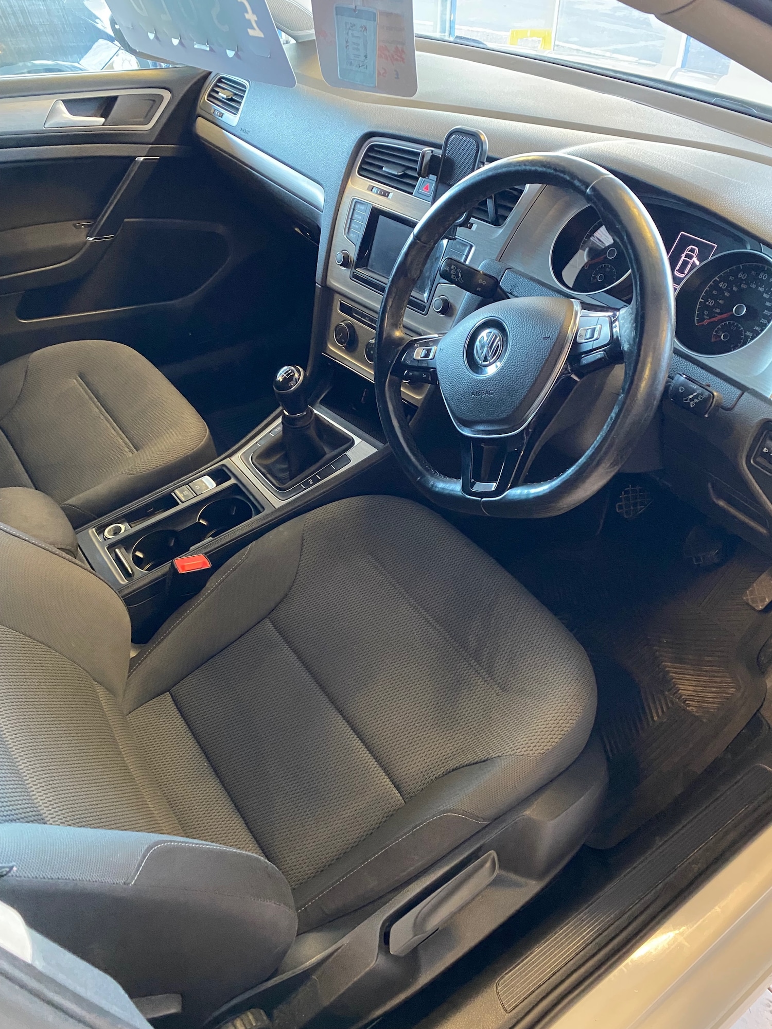 Used Volkswagen Golf 2015 for sale - 77003388: Photo 5