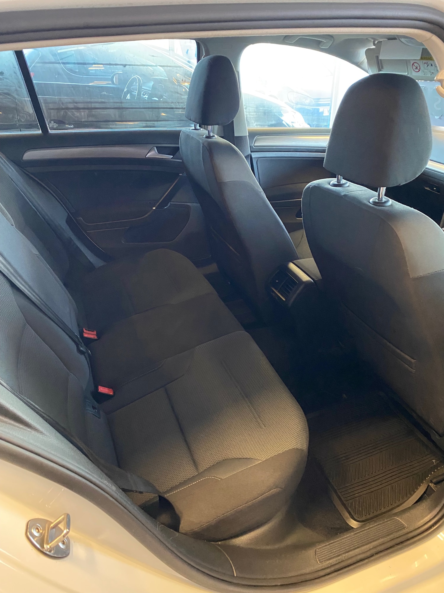 Used Volkswagen Golf 2015 for sale - 77003388: Photo 6