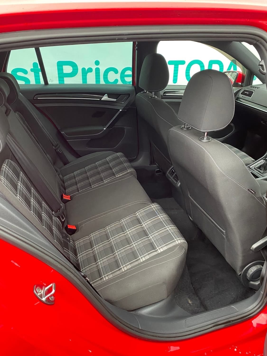 Used Volkswagen Golf 2014 for sale - 76830890: Photo 6