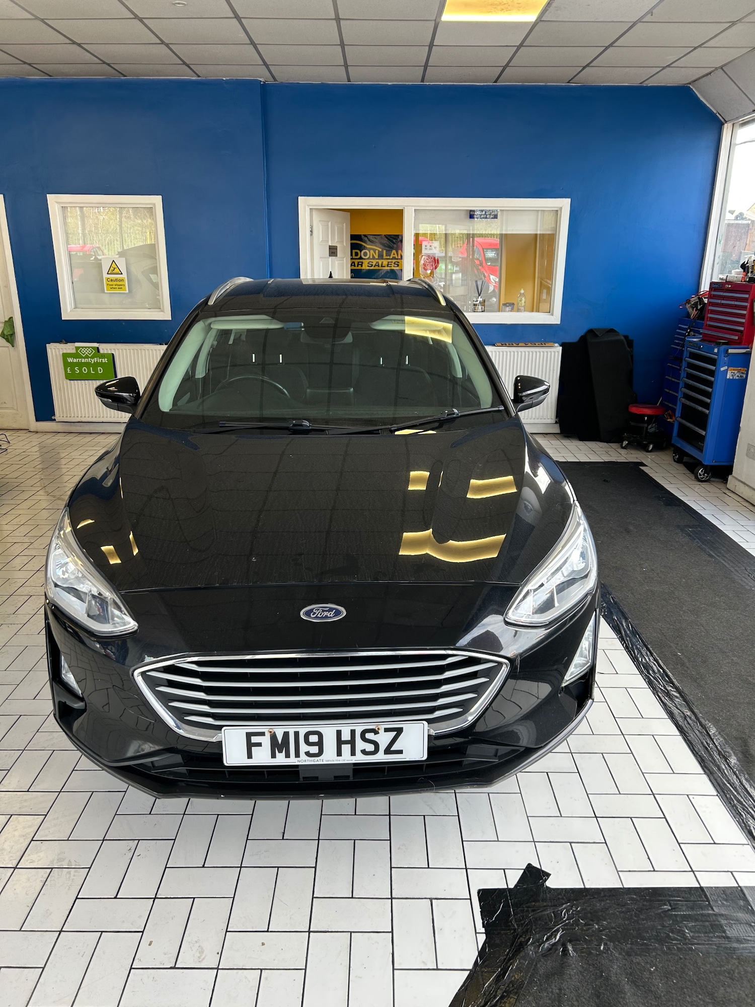 Used Ford Focus 2019 for sale - 78028026: Photo 2