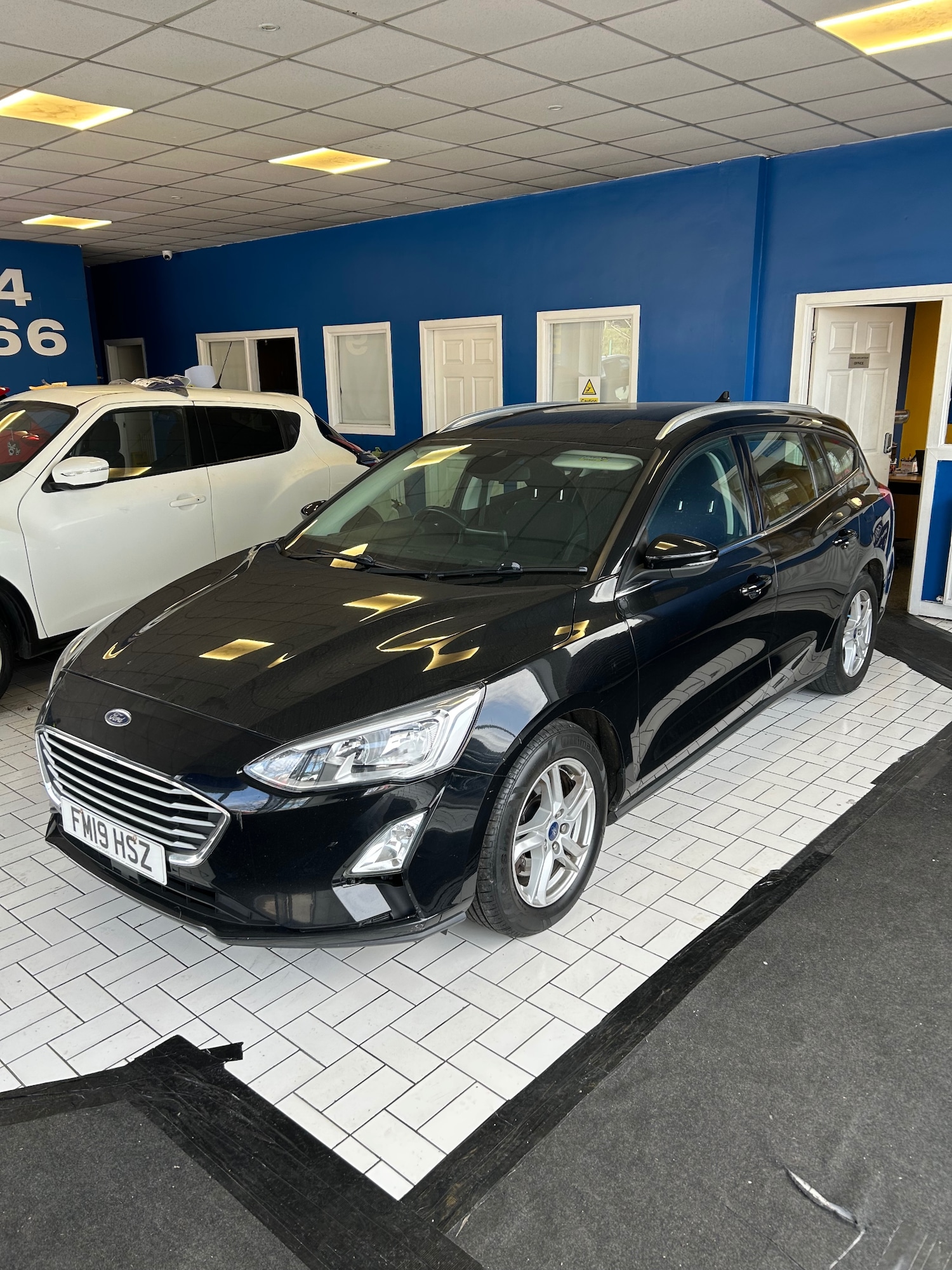 Used Ford Focus 2019 for sale - 78028026: Photo 3