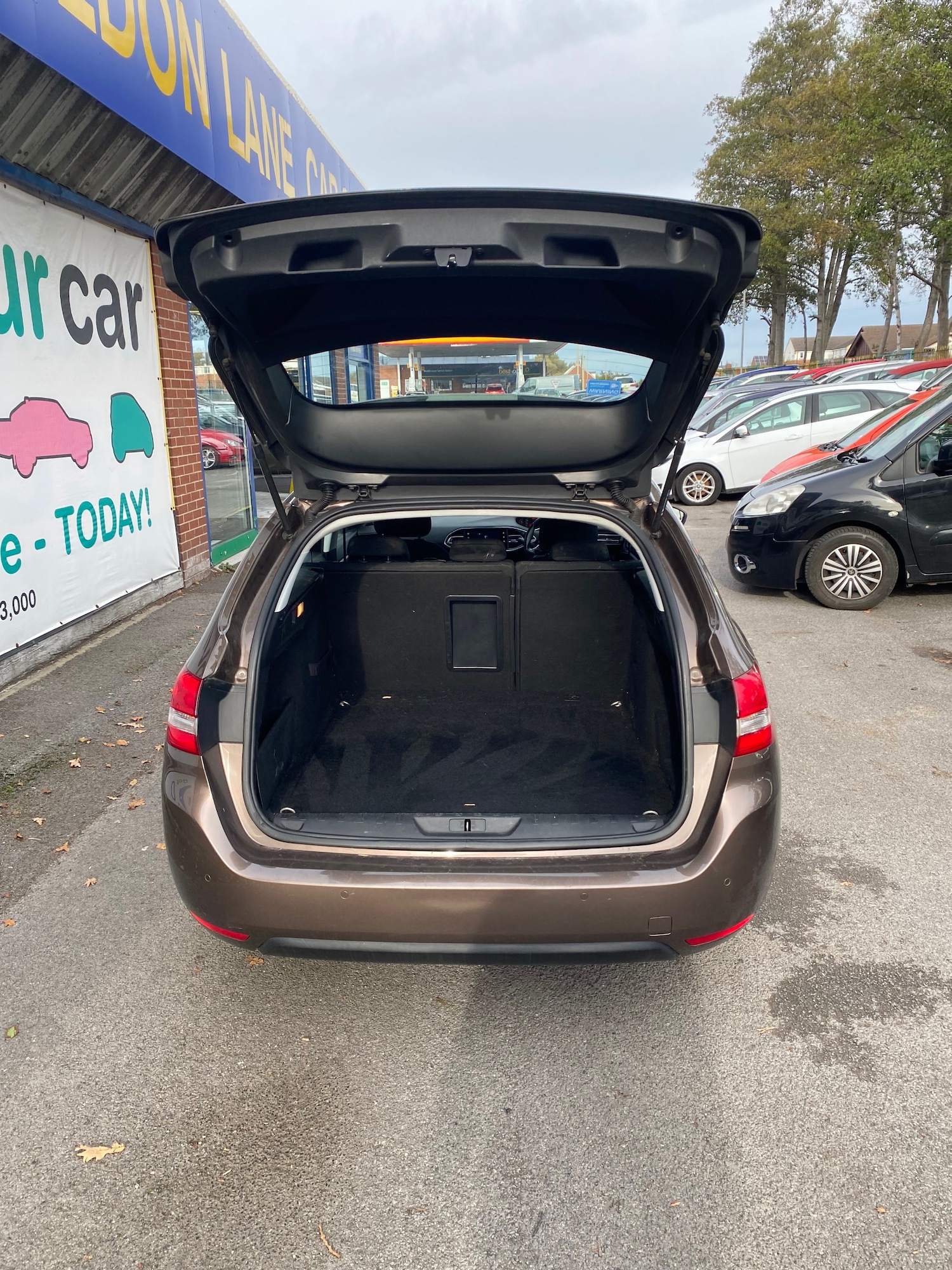 Used Peugeot 308 2014 for sale - 76363962: Photo 3