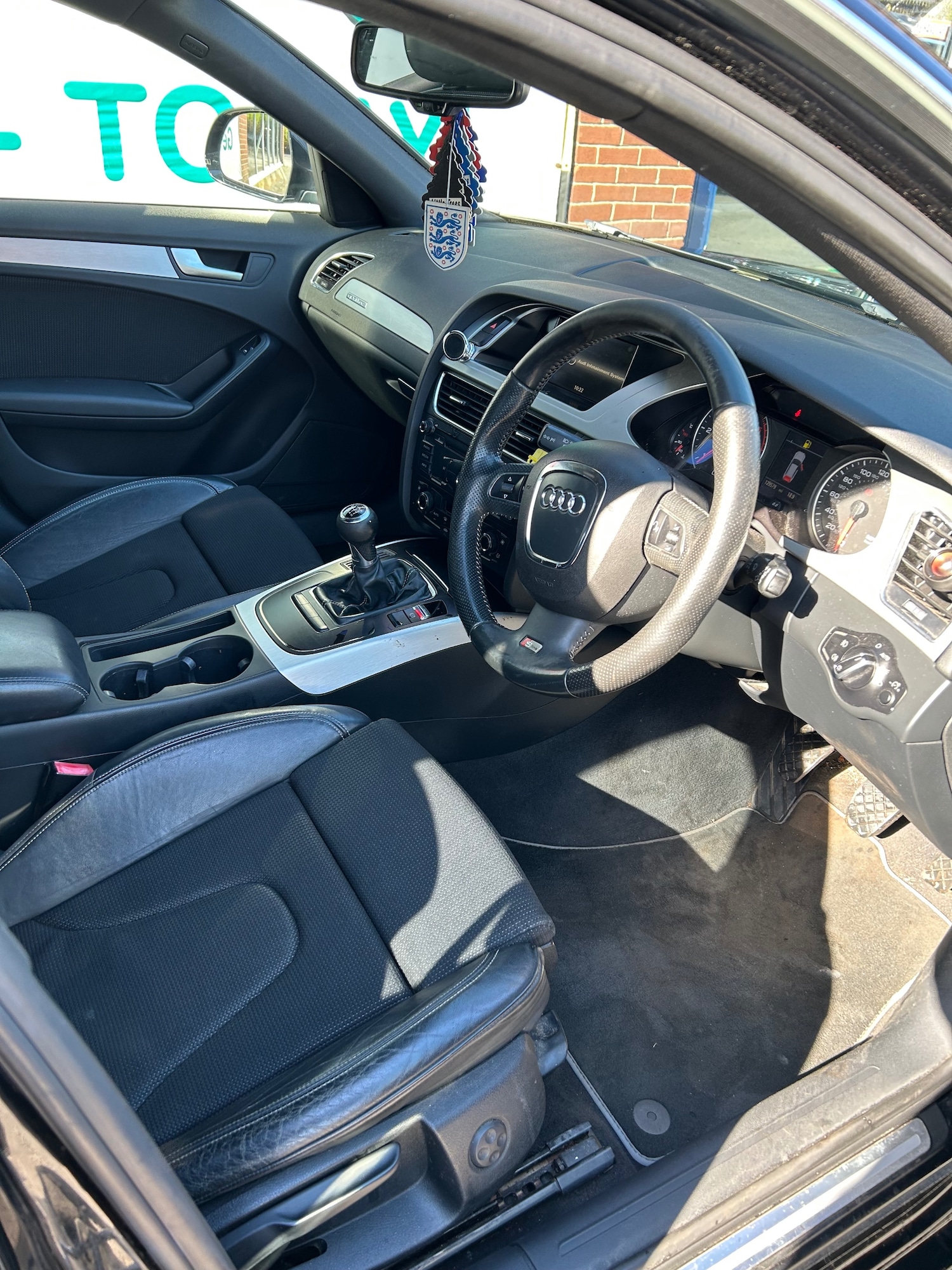 Used Audi A4 2009 for sale - 78026335: Photo 3