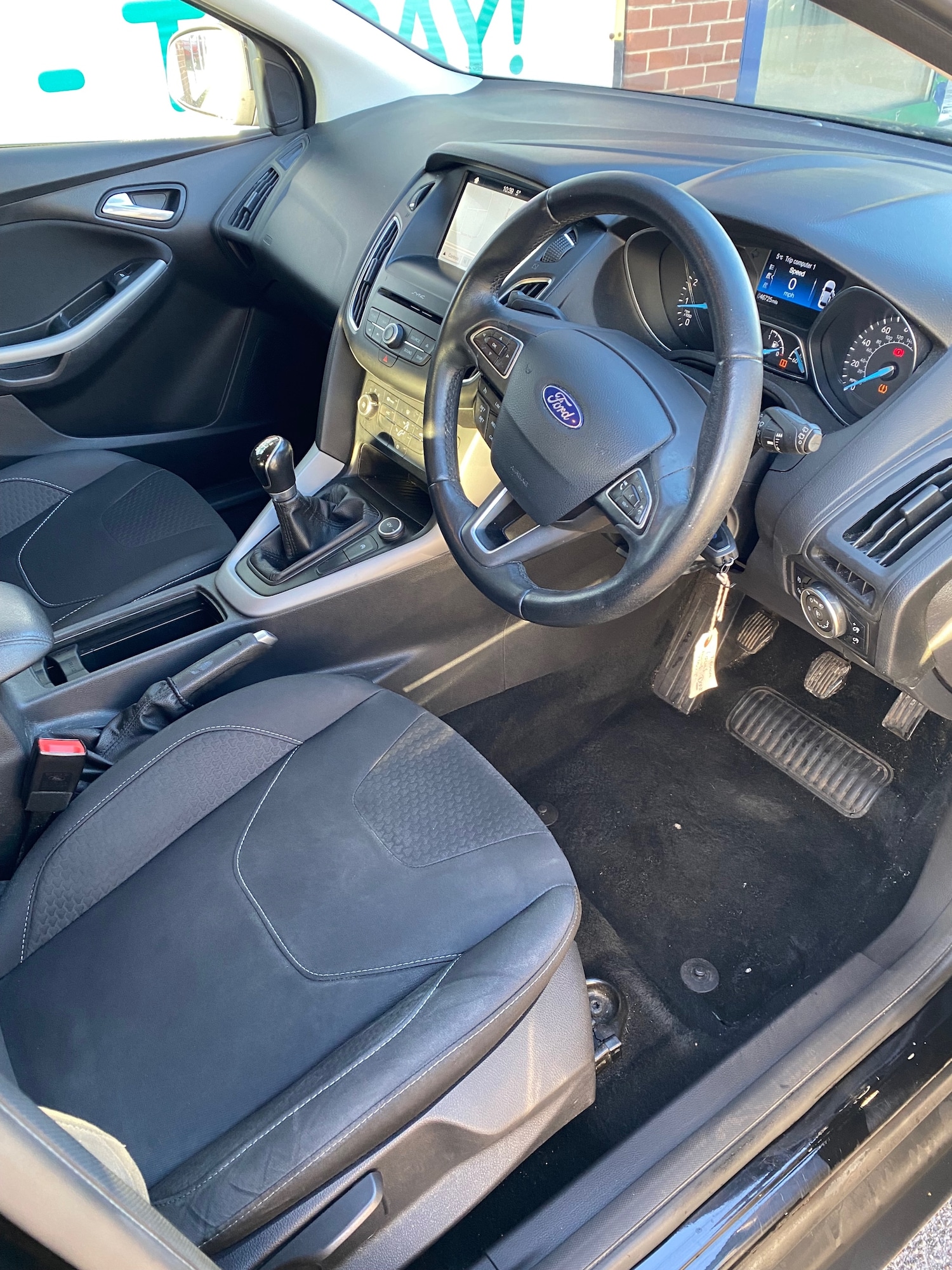 Used Ford Focus 2017 for sale - 76649864: Photo 6