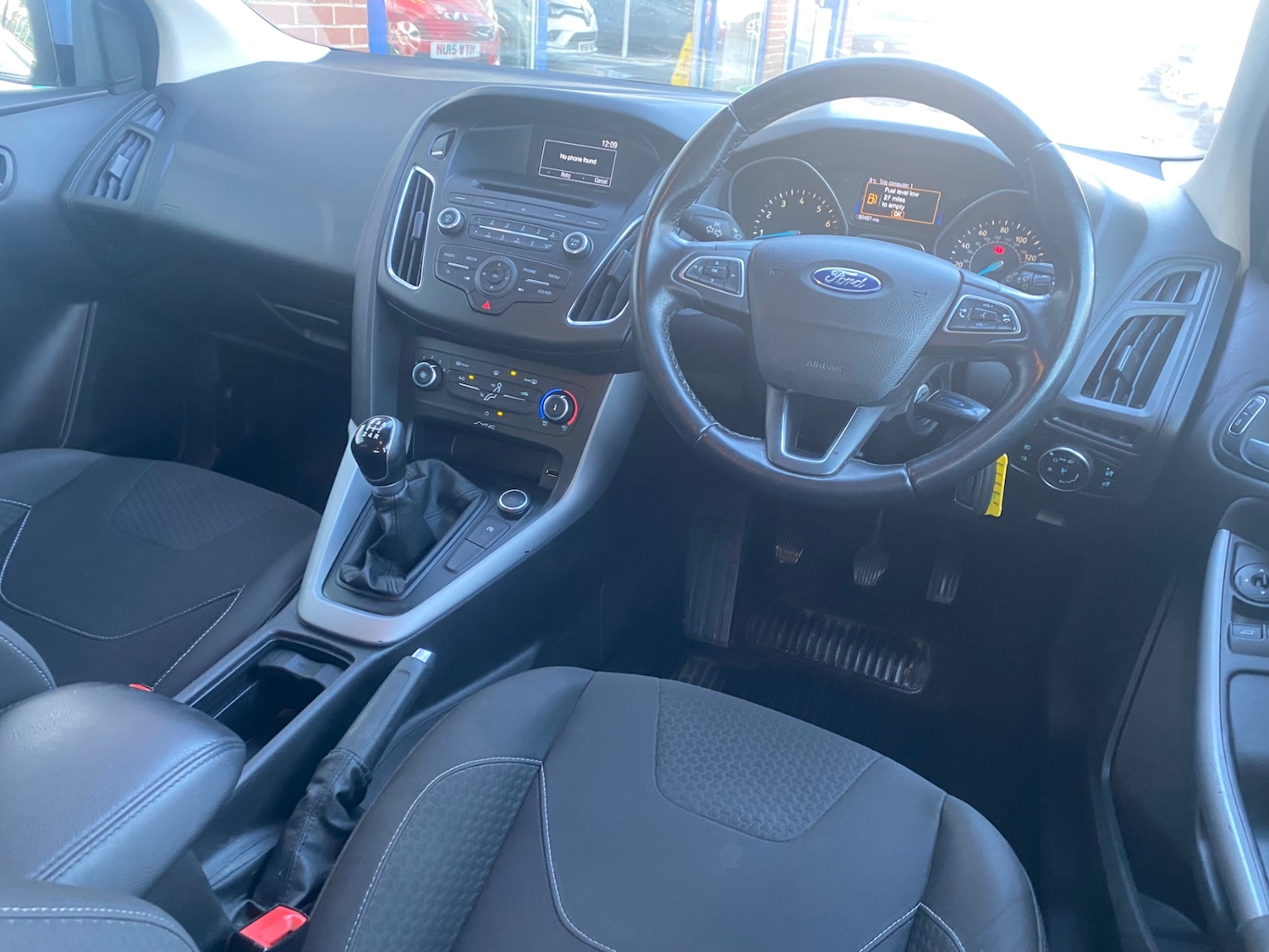 Used Ford Focus 2015 for sale - 76892646: Photo 5