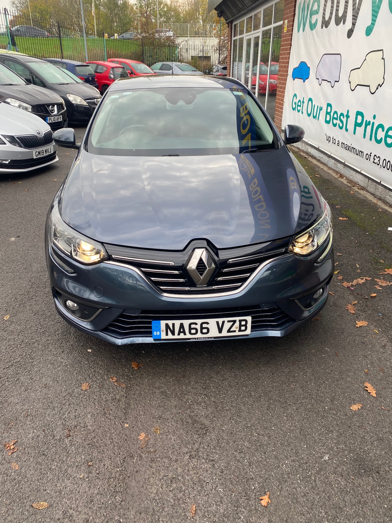 Used Renault Megane 2016 for sale - 76490489: Photo 2