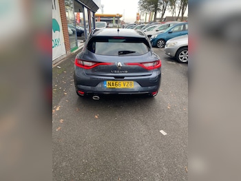 Used Renault Megane 2016 for sale - 76490489: Photo