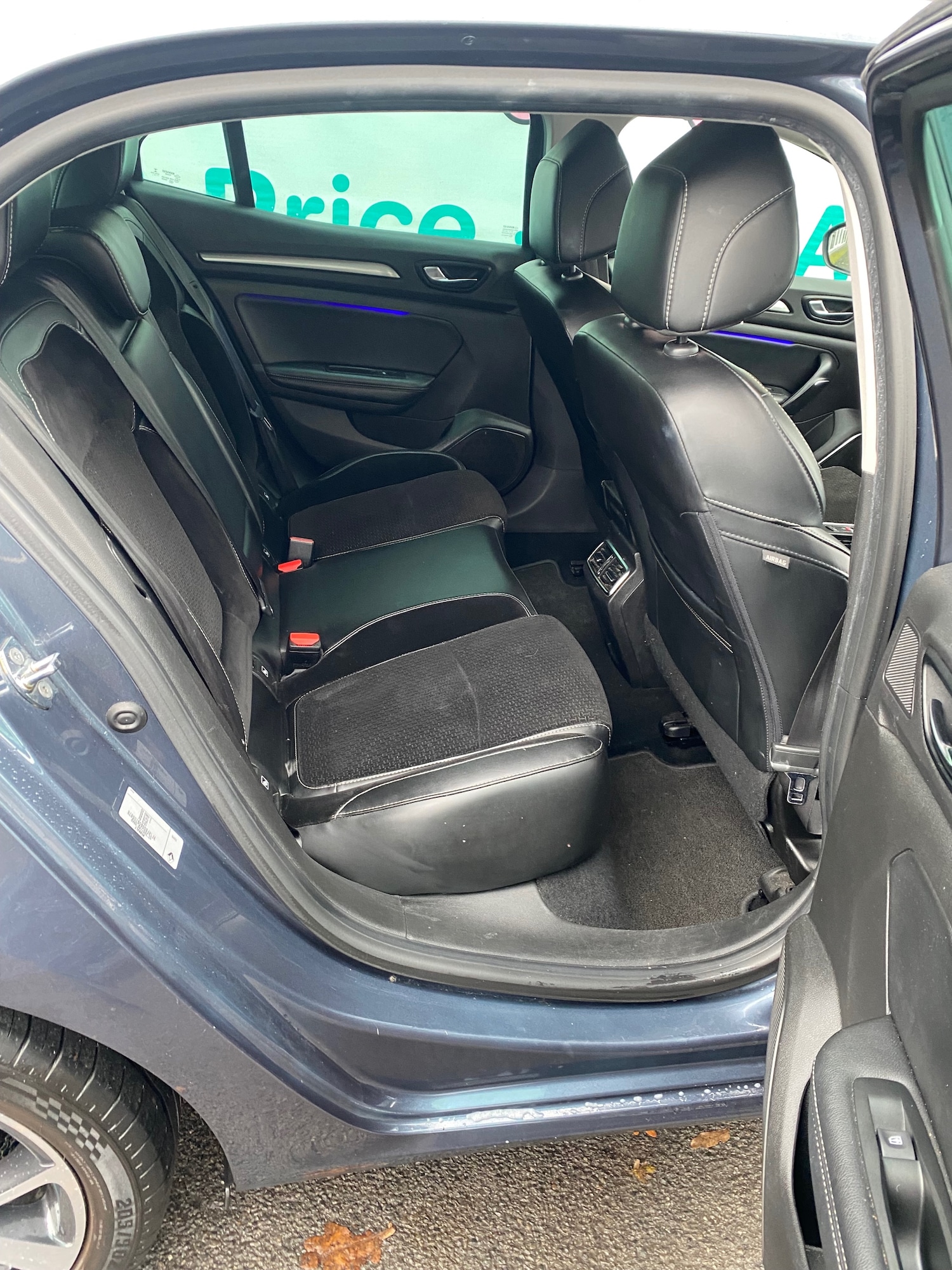 Used Renault Megane 2016 for sale - 76490489: Photo 6