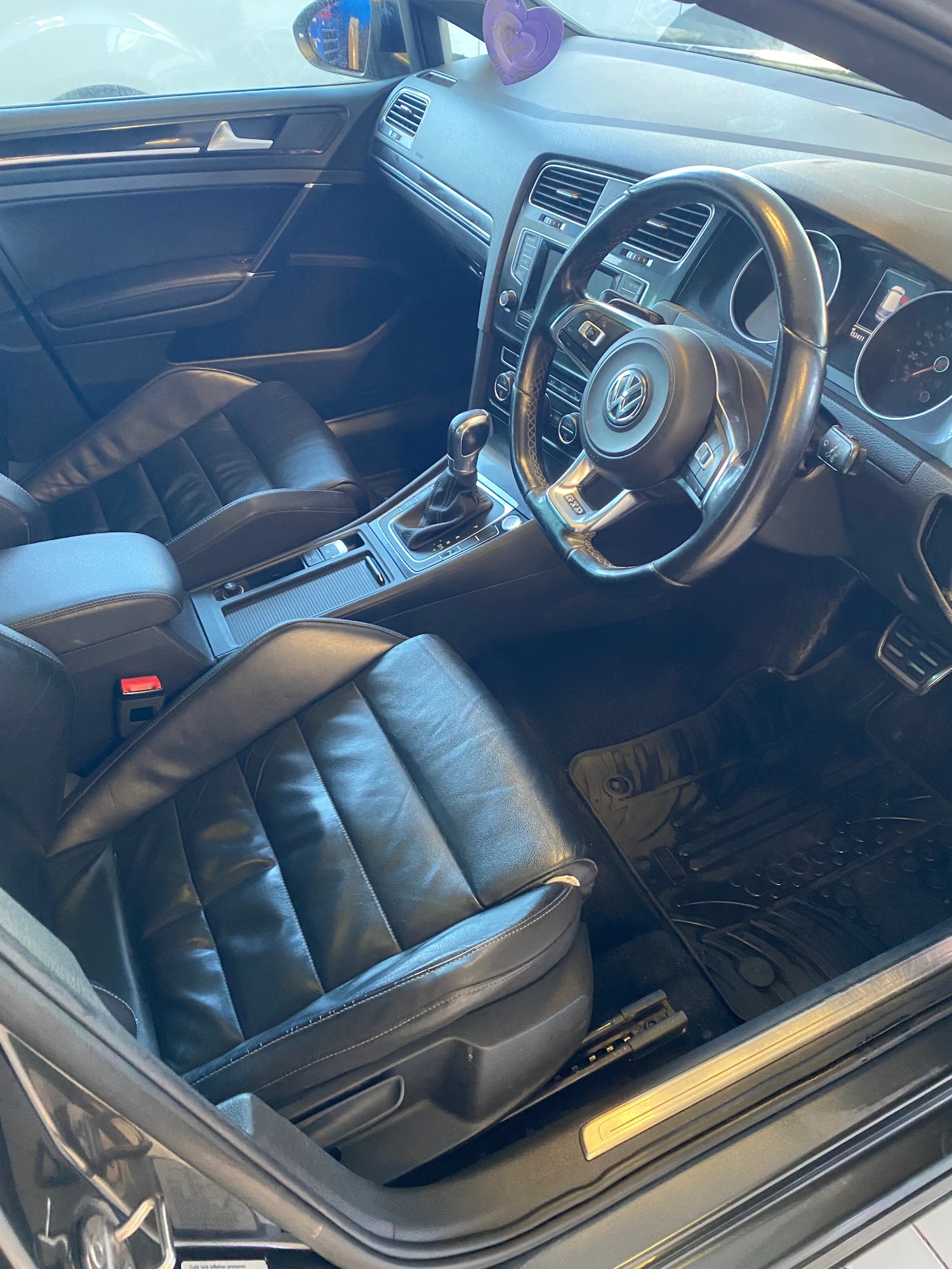 Used Volkswagen Golf 2014 for sale - 77745939: Photo 6