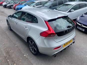 Used Volvo V40 2015 for sale - 75380811: Photo