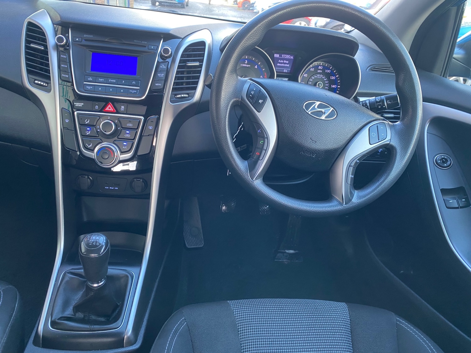 Used Hyundai i30 2013 for sale - 76693537: Photo 5