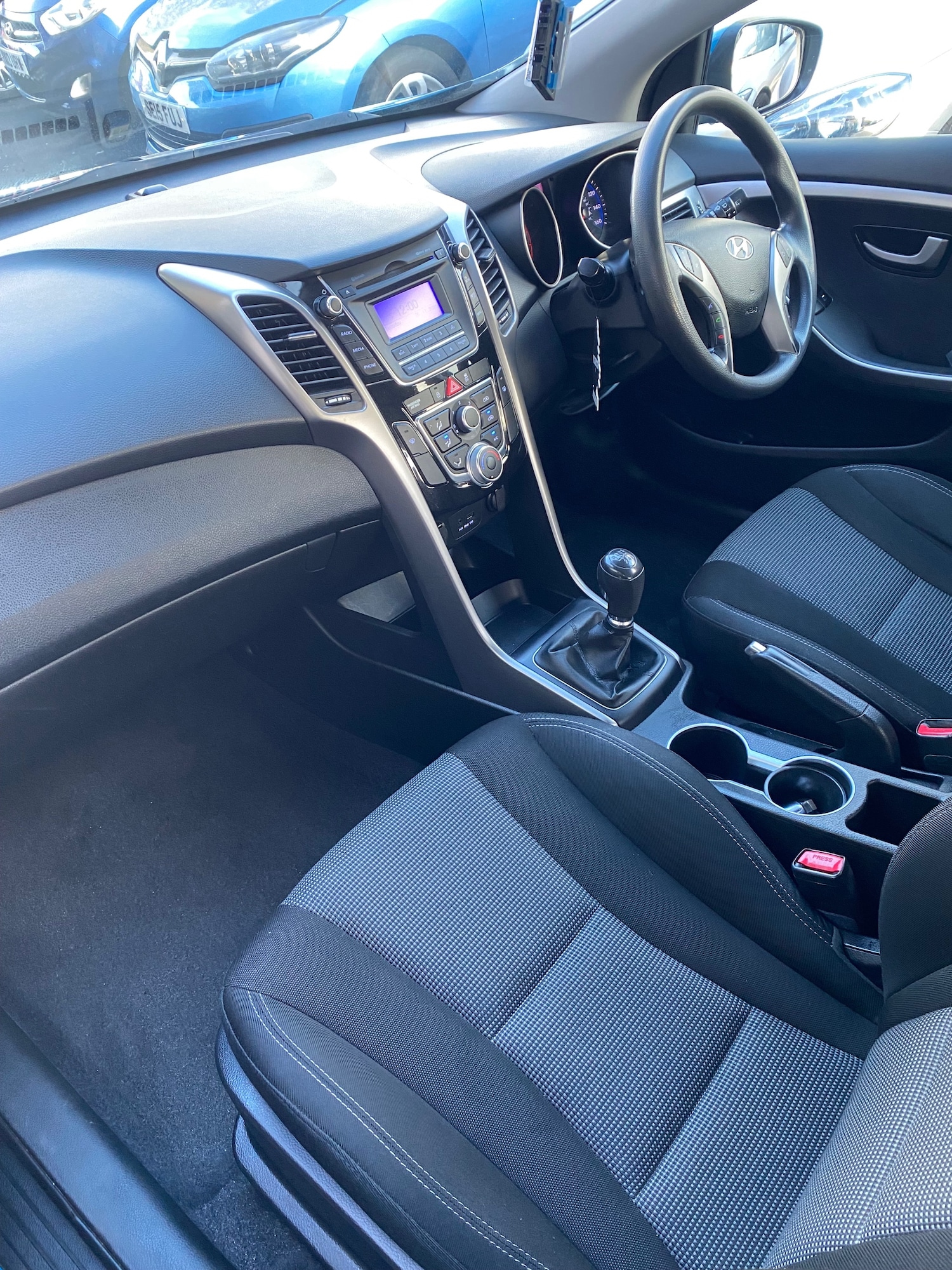 Used Hyundai i30 2013 for sale - 76693537: Photo 7